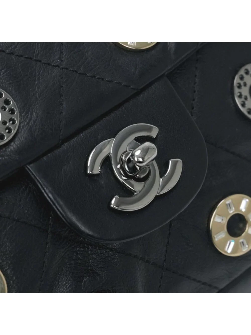 Chanel Quilted Shoulder Bag Calfskin Black Silver Chain Bag CC Logo Turnlock